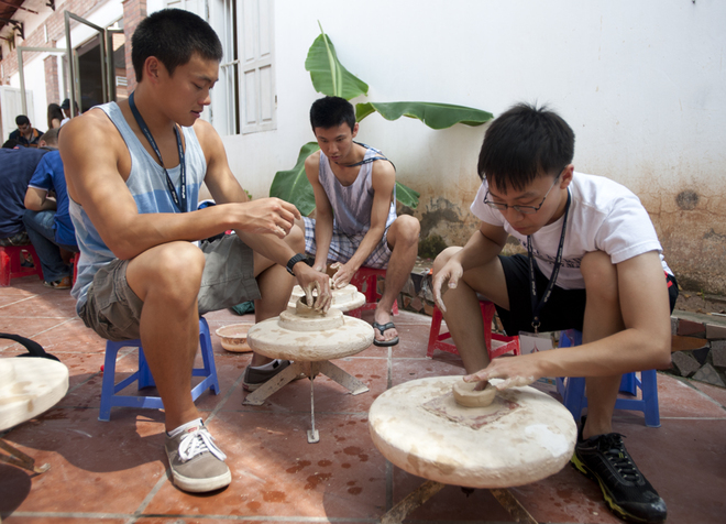 Học làm gốm Bát Tràng